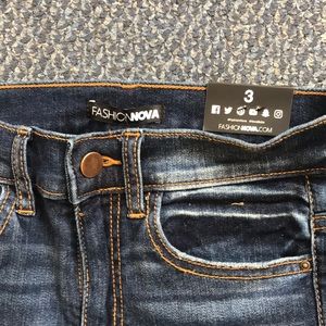 Fashion Nova Causing a Commotion Skinny Jeans